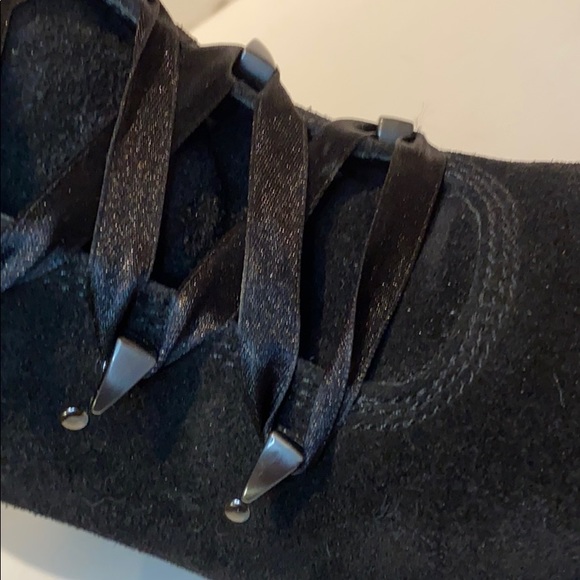 🆕 VIA SPIGA Black Suede Boots w/Satin Laces!!!NWOT!!! - Picture 9 of 12